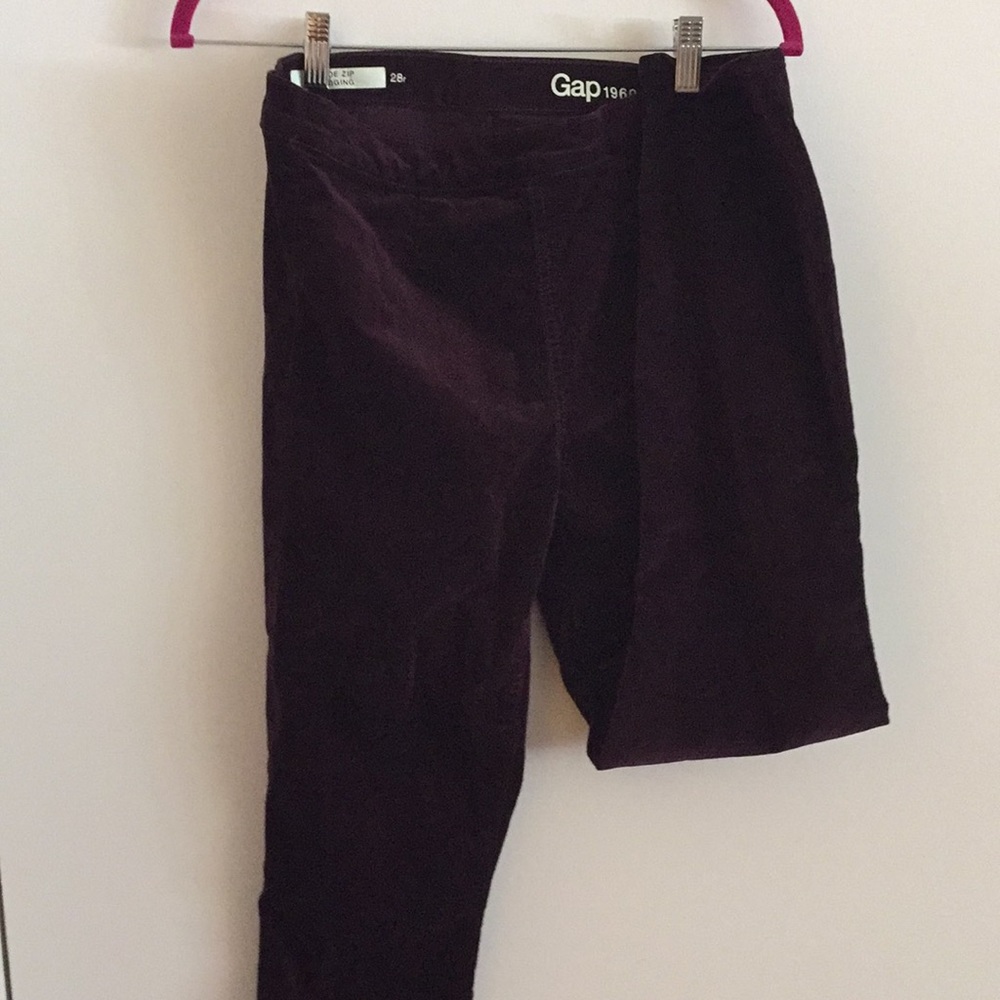 Gap burgundy velvet side zip leggings size 28